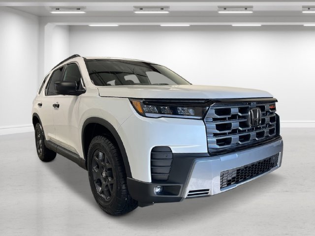 New 2026 Honda Pilot TrailSport image 1