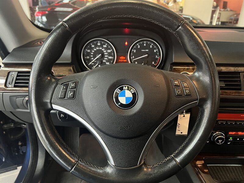 Used 2011 BMW 328i Coupe RWD image 15