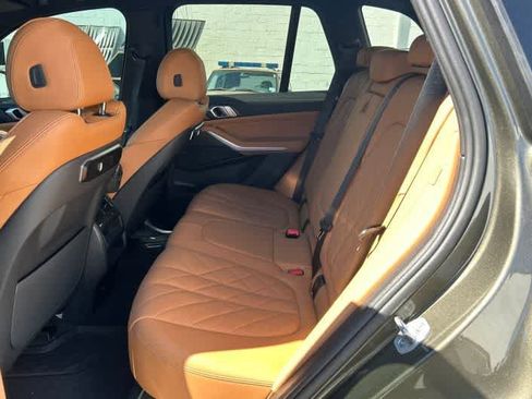 Used 2025 BMW X5 xDrive40i AWD/4WD image 11