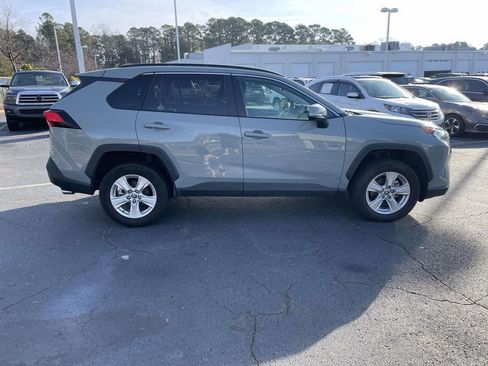 Used 2021 Toyota RAV4 XLE image 12