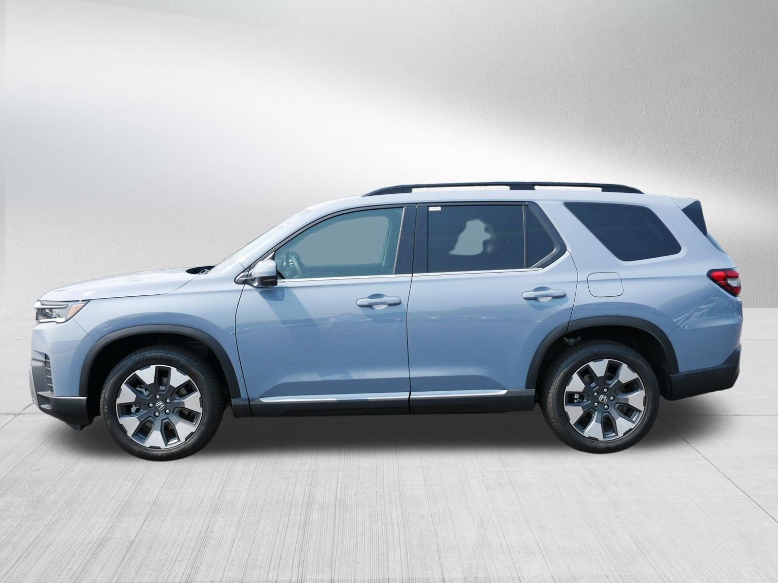 Certified 2026 Honda Pilot Elite image 4