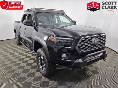 Used 2022 Toyota Tacoma TRD Off-Road w/ TRD Premium Off Road Package AWD/4WD image 1