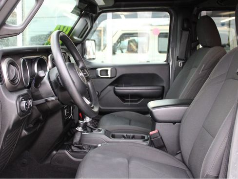 Certified 2021 Jeep Gladiator Sport image 10