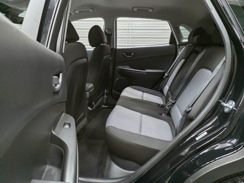 Used 2023 Hyundai Kona SE FWD image 16