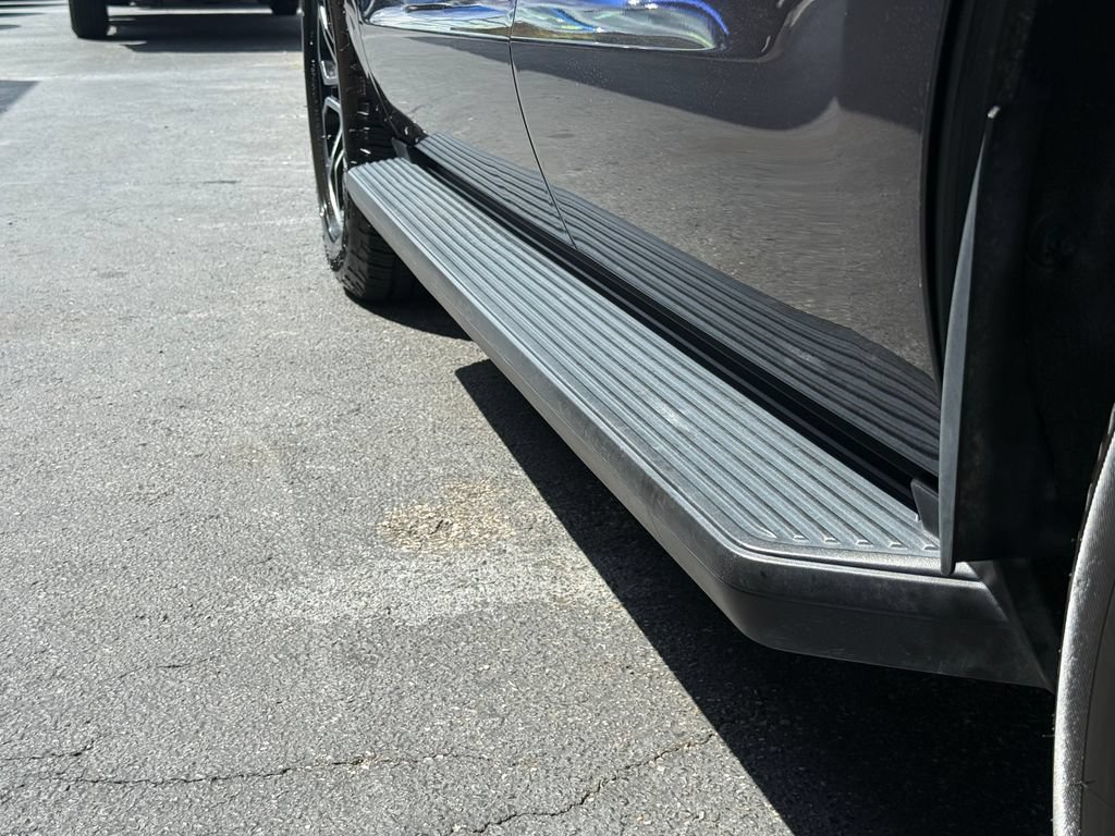 Used 2024 Ford Expedition XLT RWD image 15