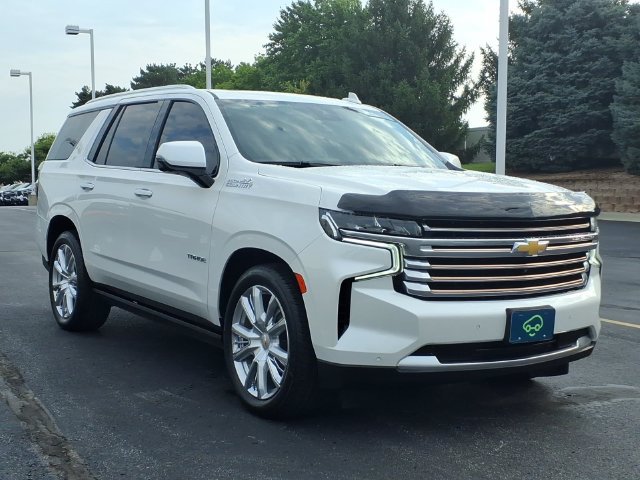 Certified 2024 Chevrolet Tahoe High Country AWD/4WD image 3