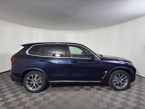 New 2026 BMW X5 xDrive40i w/ Climate Comfort Package image 8