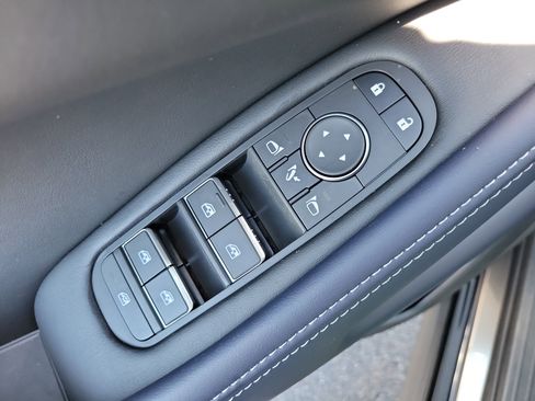 New 2026 INFINITI QX60 Sport w/ Dark Cargo Package image 17