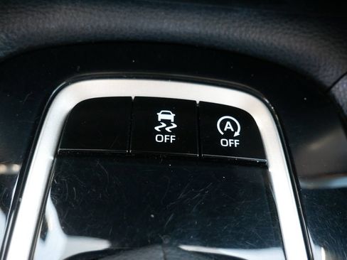 Certified 2023 Toyota Corolla Cross LE AWD/4WD image 20