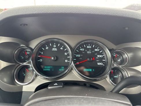 Used 2014 Chevrolet Silverado 2500 LT w/ Interior Plus Package image 20