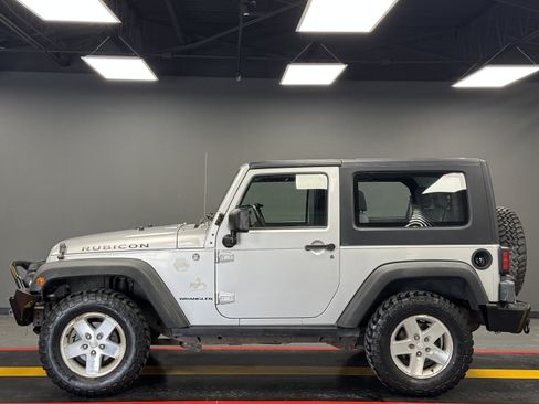 Used 2008 Jeep Wrangler Rubicon w/ PWR Convenience Group image 3