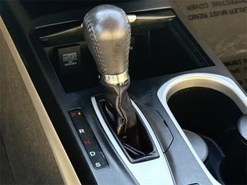 Used 2017 Acura RDX AWD w/ Advance Package image 19