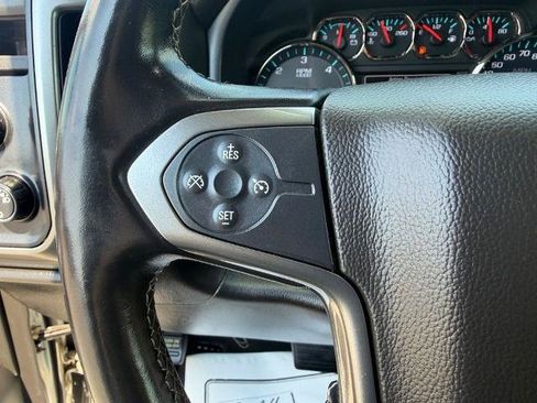 Used 2019 Chevrolet Silverado 1500 LT AWD/4WD image 32