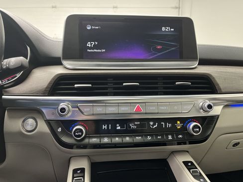 Used 2022 Kia Telluride SX w/ SX Prestige Package image 19