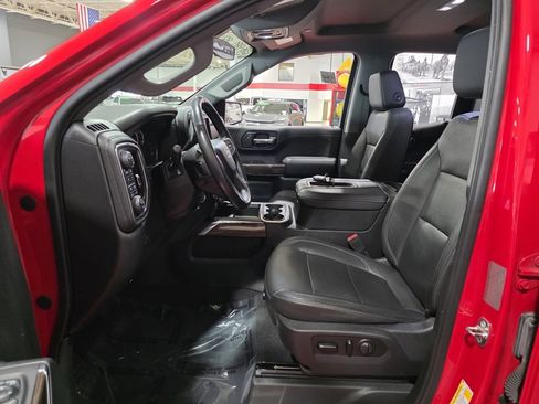 Used 2019 Chevrolet Silverado 1500 RST image 14