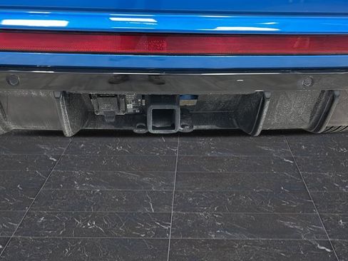 Used 2024 Volkswagen Atlas Cross Sport SEL R-Line AWD/4WD image 37