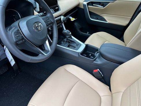 New 2025 Toyota RAV4 XLE Premium image 9