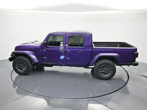 New 2026 Jeep Gladiator Sport AWD/4WD image 35