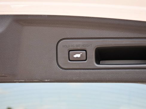 Used 2024 Acura MDX SH-AWD w/ Technology Package image 31