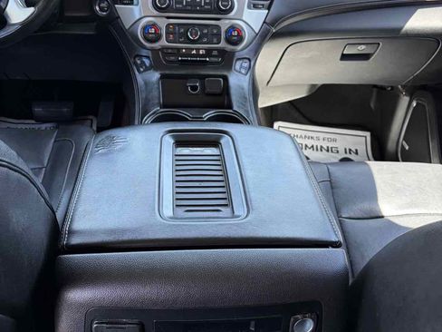 Used 2016 GMC Yukon SLT w/ Open Road Package image 32