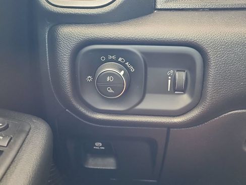 Used 2022 RAM 1500 Tradesman w/ Level 1 Safety Group RWD image 21