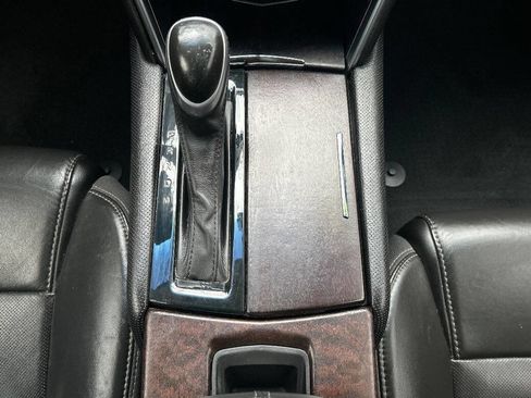 Used 2019 Cadillac XTS w/ Rear Seat Comfort Package image 15