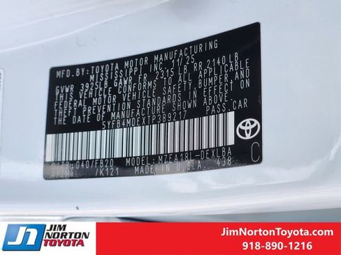 Used 2026 Toyota Corolla LE FWD image 31