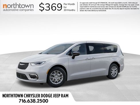 New 2026 Chrysler Pacifica Select image 2