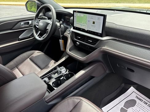 New 2026 Ford Explorer Platinum RWD image 12