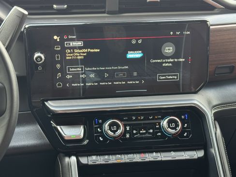 Used 2025 GMC Sierra 2500 Denali Ultimate image 17