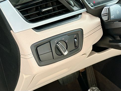 Used 2022 BMW X1 sDrive28i w/ Convenience Package image 10