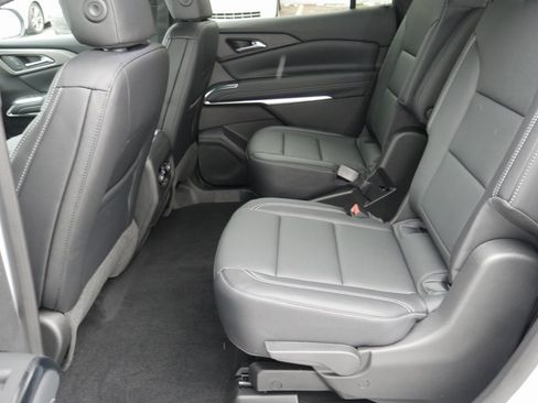 New 2026 Chevrolet Traverse LT w/ LPO, Floor Liner Package image 25