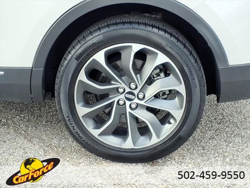 Used 2023 Lincoln Nautilus Reserve w/ Equipment Group 201A image 4