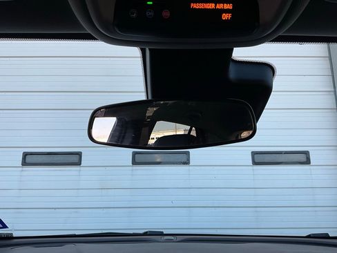 Used 2025 Buick Encore GX Preferred image 16