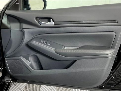 New 2025 Nissan Altima 2.5 SV w/ SV Special Edition Package image 24