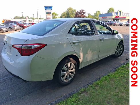 Used 2016 Toyota Corolla LE FWD image 5