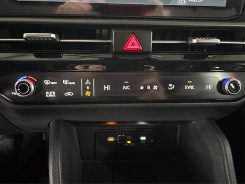 New 2026 Kia Sportage SX AWD/4WD image 35