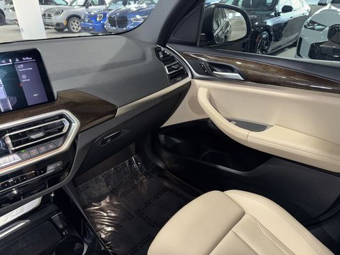 Used 2024 BMW X3 sDrive30i w/ Premium Package RWD image 30