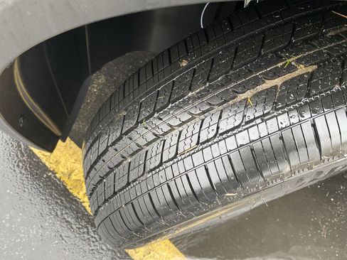 New 2026 Nissan Kicks SV image 33