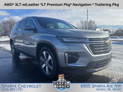 Used 2023 Chevrolet Traverse LT w/ LT Premium Package