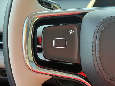 New 2026 Lincoln Navigator L Reserve AWD/4WD image 31