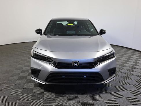 Used 2023 Honda Civic Sport image 2
