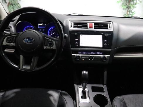 Used 2016 Subaru Outback 2.5i Limited AWD/4WD image 7