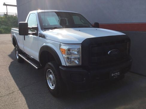 Used 2015 Ford F250 XL w/ Snow Plow Prep Package image 2