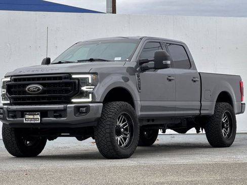 Used 2022 Ford F250 Lariat w/ FX4 Off-Road Package image 7