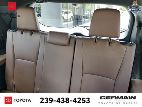 Used 2024 Toyota Grand Highlander AWD Hybrid image 22