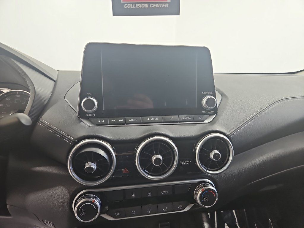 Used 2022 Nissan Sentra SV FWD image 19