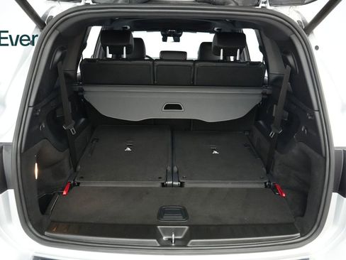 Used 2023 Mercedes-Benz EQB 350 4MATIC SUV image 8
