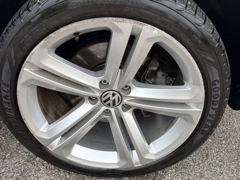 Used 2015 Volkswagen Tiguan R-Line AWD/4WD image 23