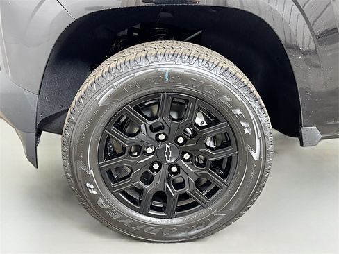 New 2026 Chevrolet Colorado W/T w/ WT Custom Package image 19